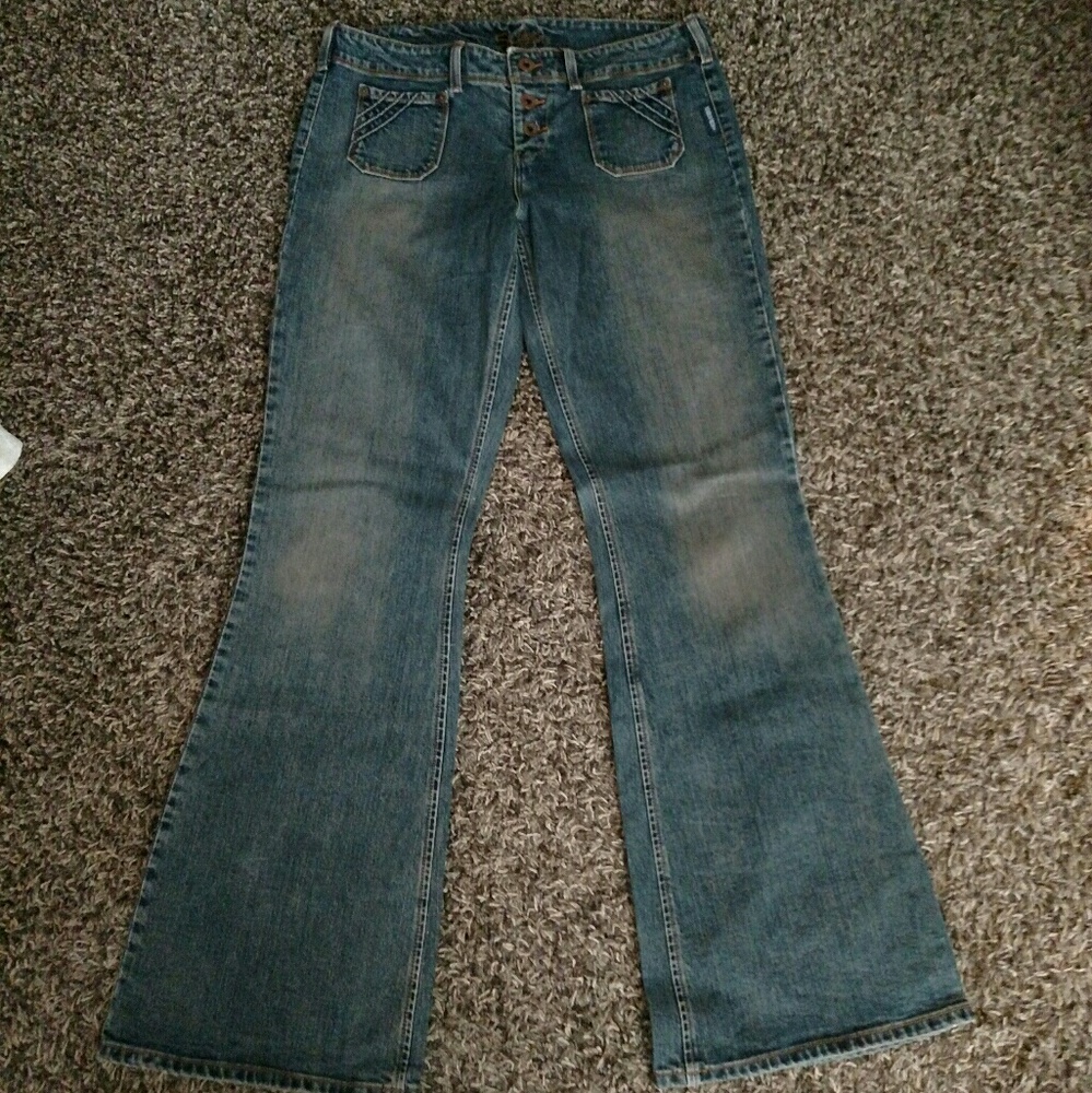 Silver Jean. NWOT Wide Leg 32/33