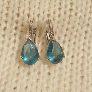 Formal Tear Drop Earings