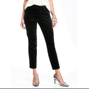 Old Navy black velvet pixie pants