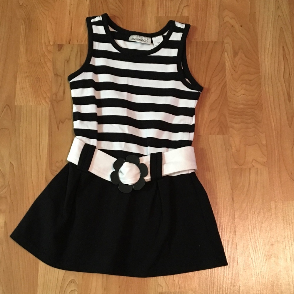 Girls black and white dress size 3T