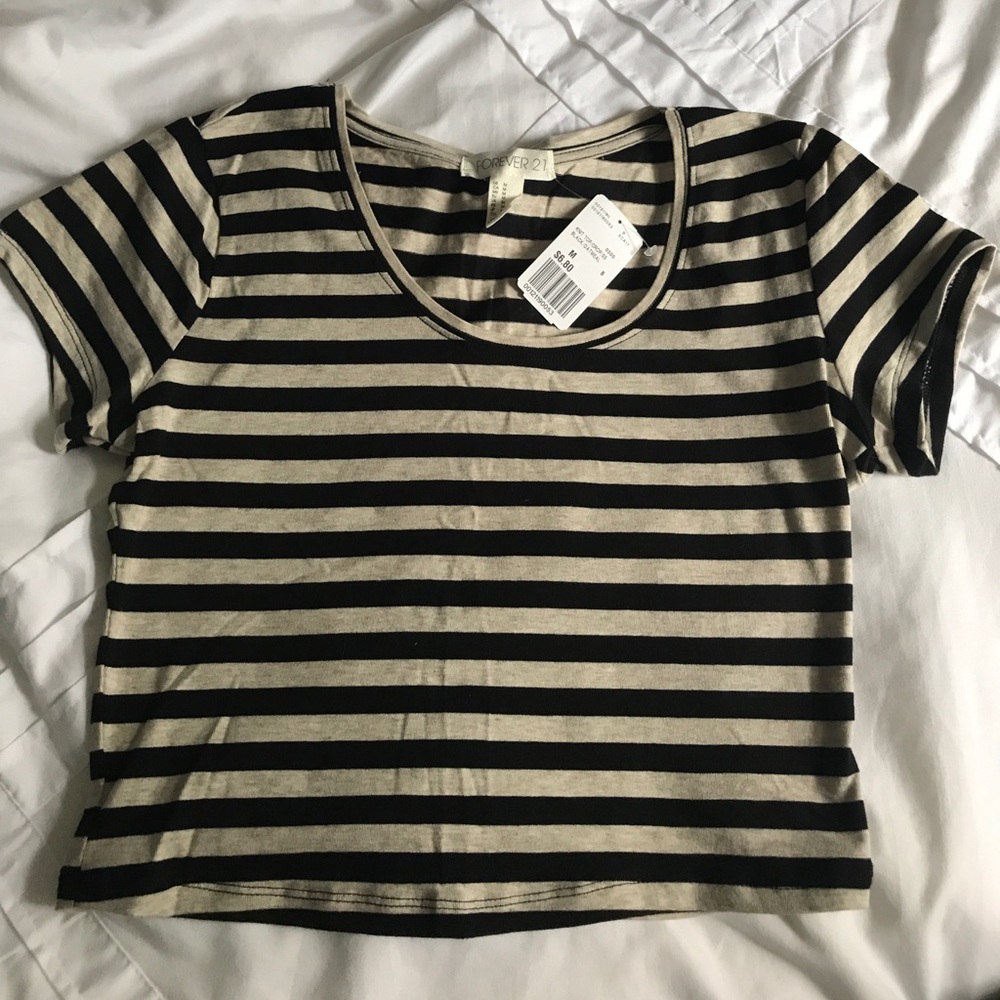 Black and cream crop top