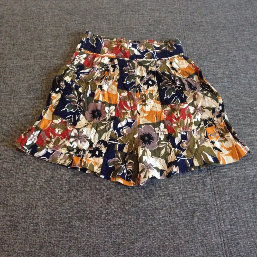 skirt/short florals with pockets summer outfit