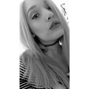 Meet your Posher, Karla