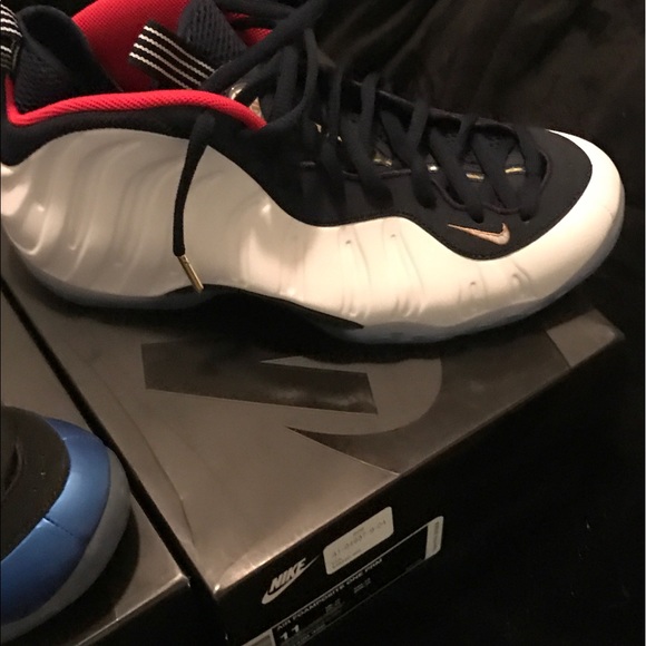 Nike foams