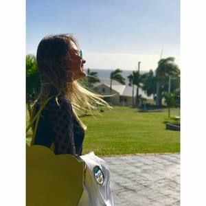 Meet your Posher, Lorraine