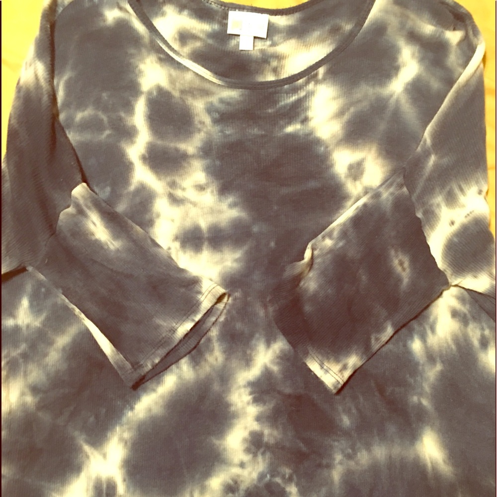 XS Tie Dye Lularoe Irma