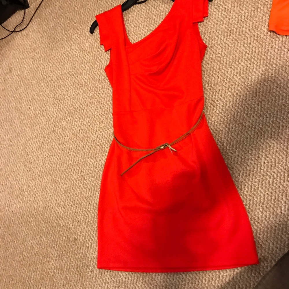BEBE DRESS IN BETWEEN ORANGE AND CORAL COLOR