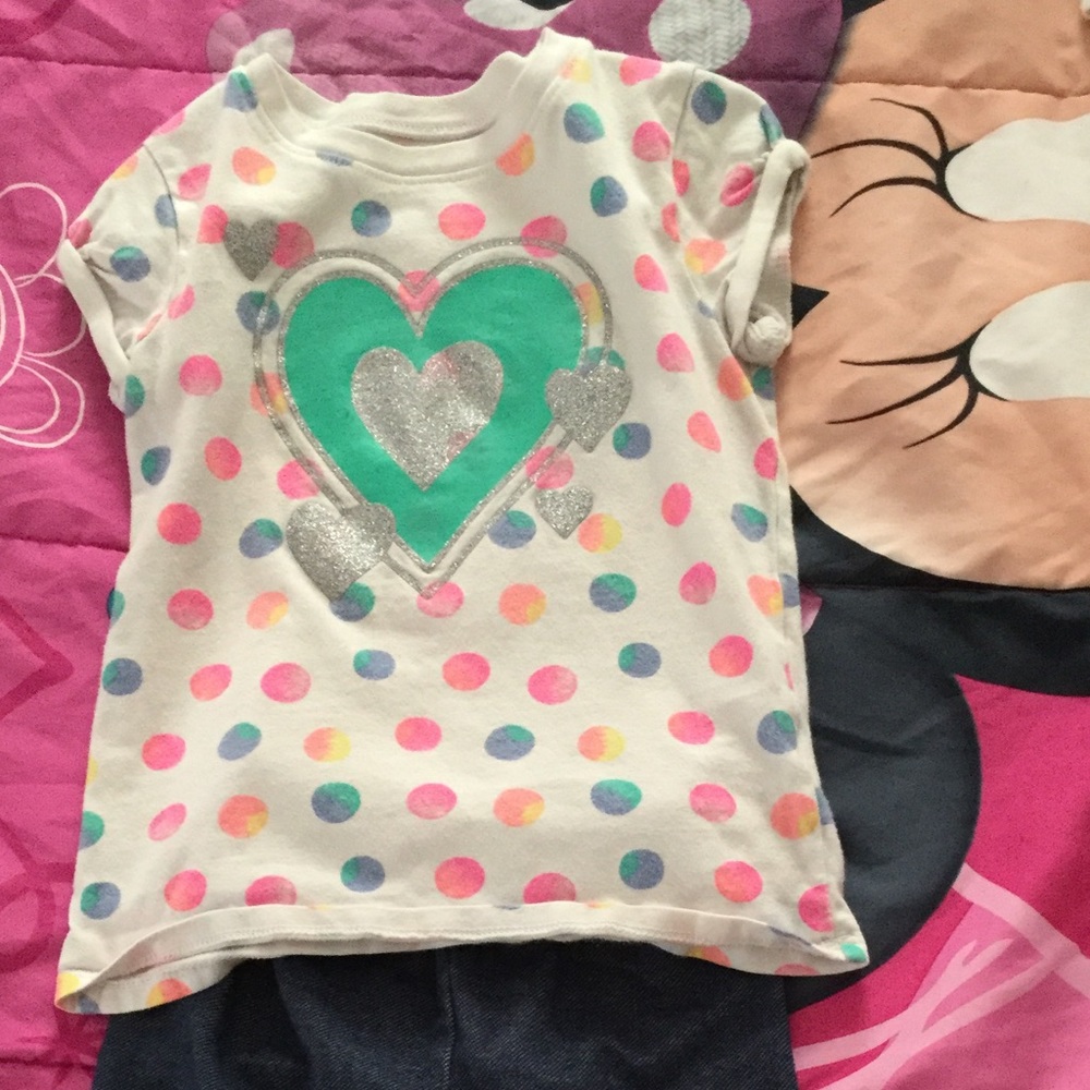 Cute top - Picture 2 of 3