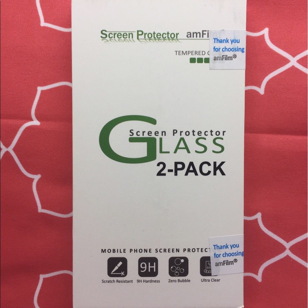 Screen protector for iPhone 7