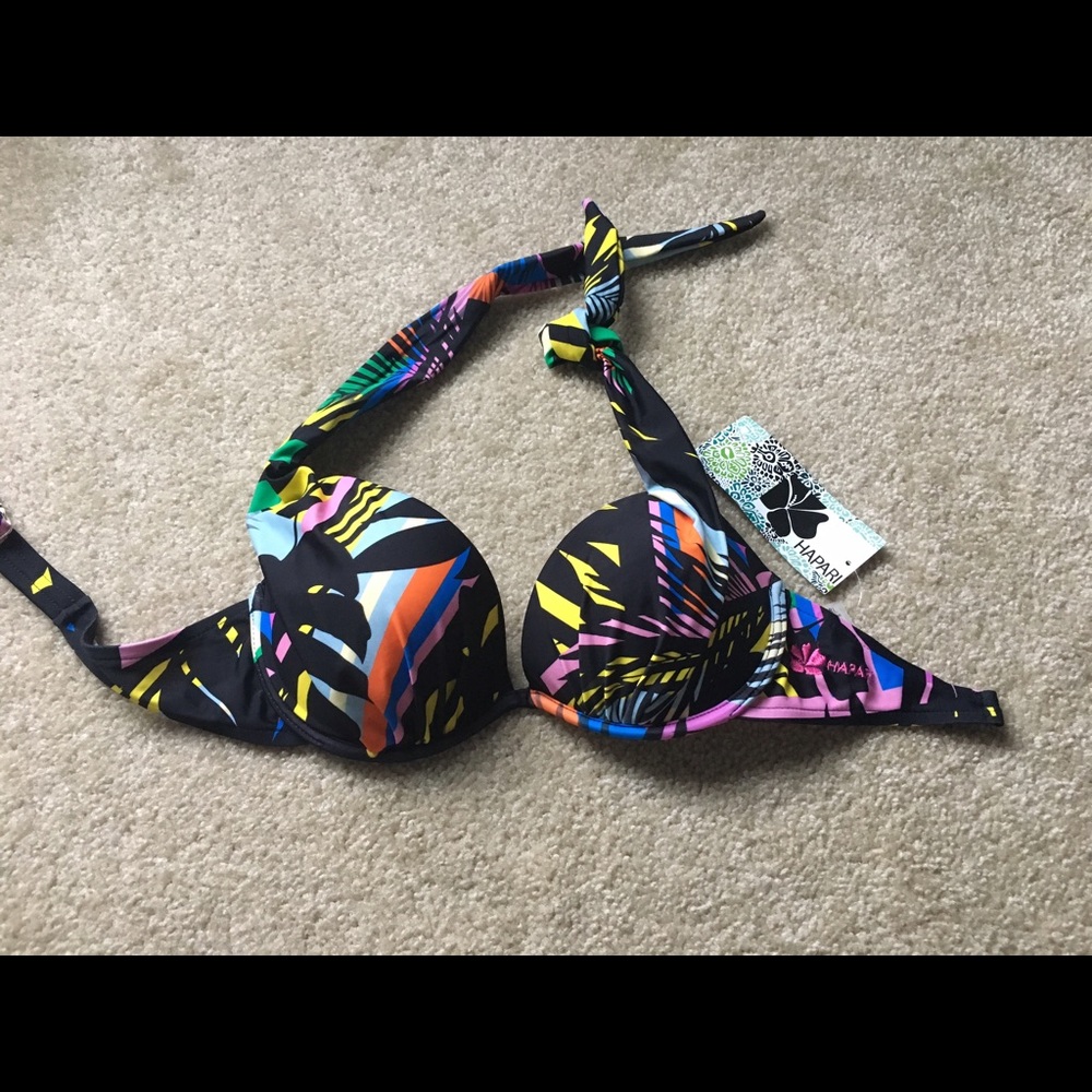NWT Hapari push up bikini top
