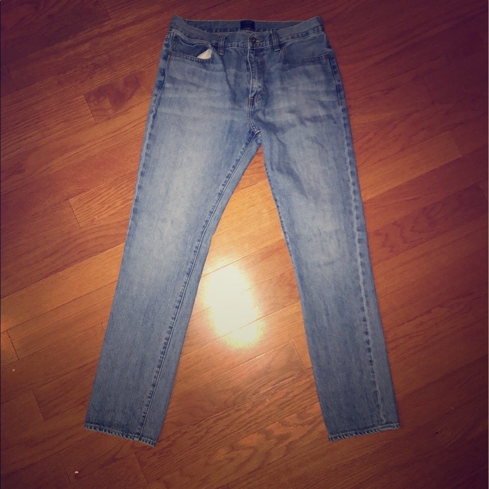 Men's j.crew light wash driggs denim. Size 32X32.