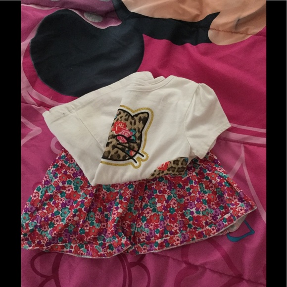 Matching outfit - Picture 2 of 2