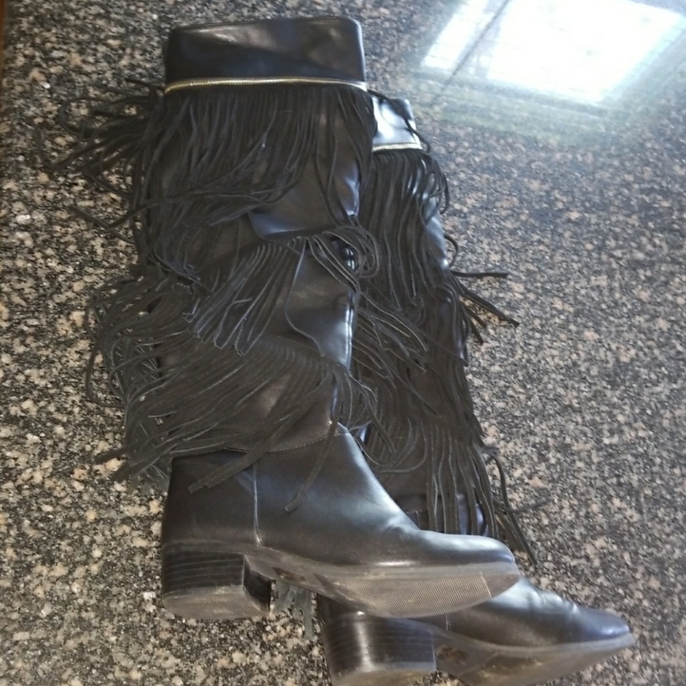 Over the knee boots with fringe