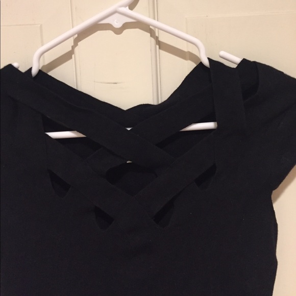 Cache strapped Top - Picture 3 of 4