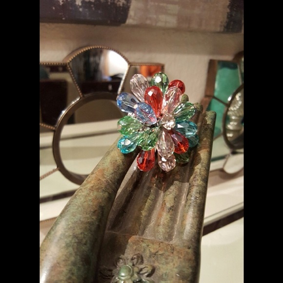 Beautiful Ring - Picture 2 of 2