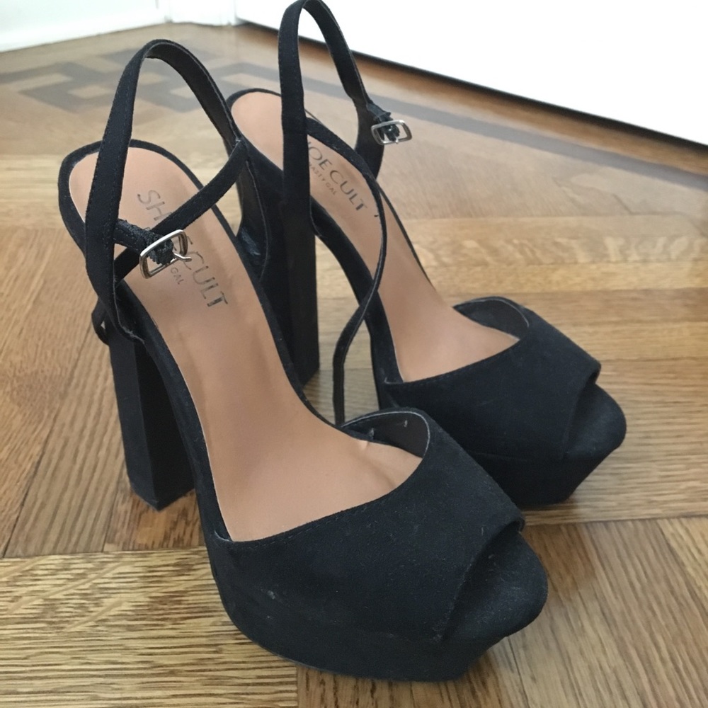 Black platform heel by Nasty Gal