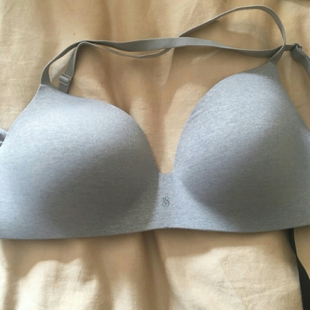 34B Victoria's Secret Wireless T-Shirt Bra Silver