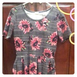 LulaRoe LARGE AMELIA 🦄🦄🦄