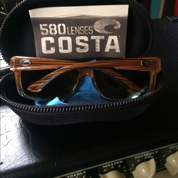 Men's Costa Mag Bay sun glasses - Picture 4 of 7