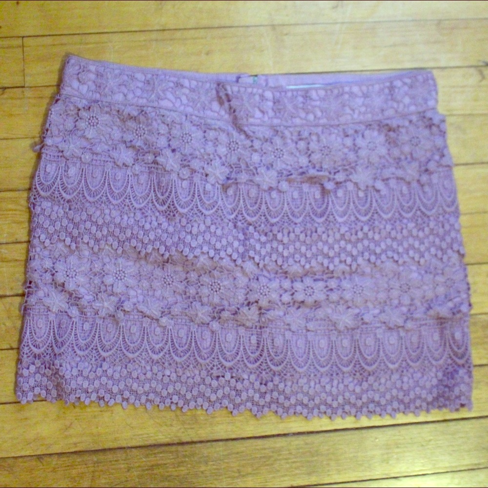Lavender lace mini skirt
