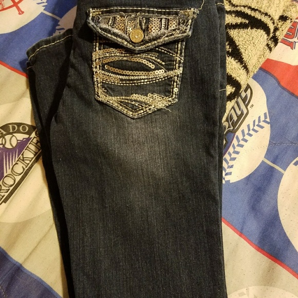 Jeans - Picture 3 of 3