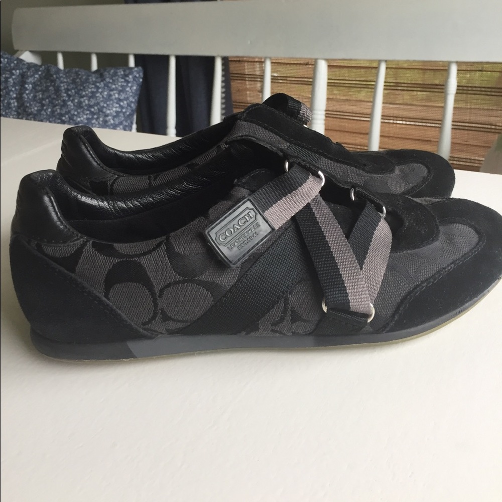 Coach Juli Sneakers 👟