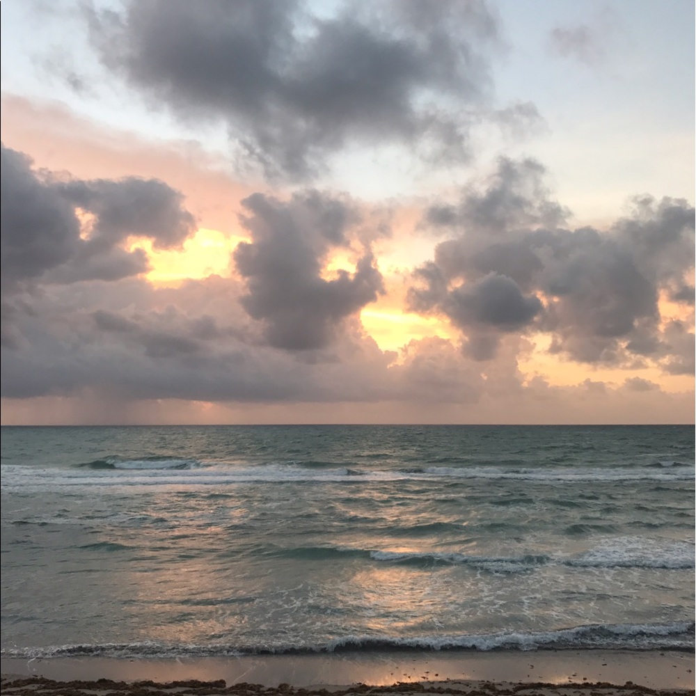 Meet your Posher, Isa