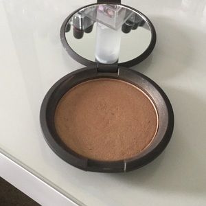 Becca Shimmering skin Perfector pressed