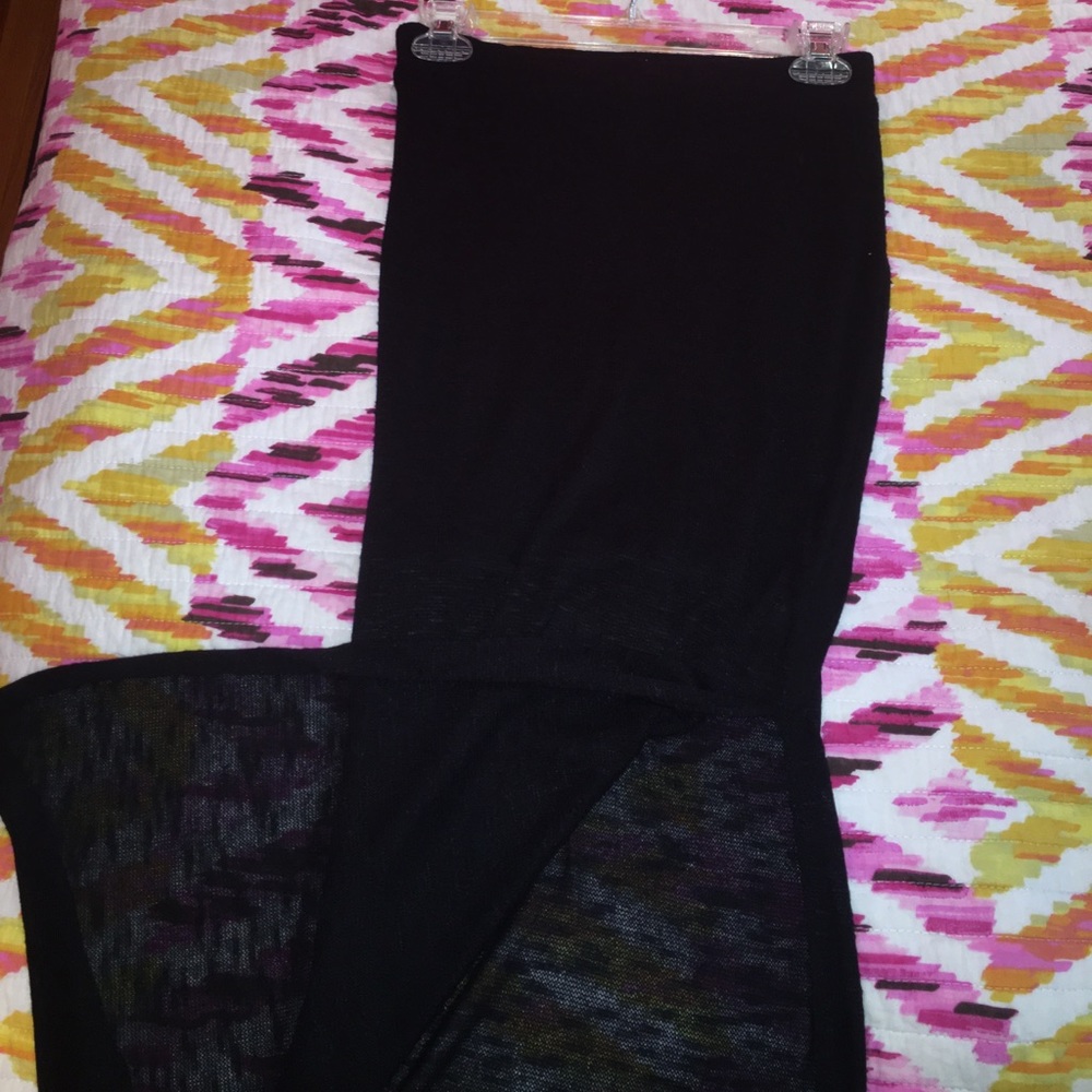 Black maxi skirt with side leg slit