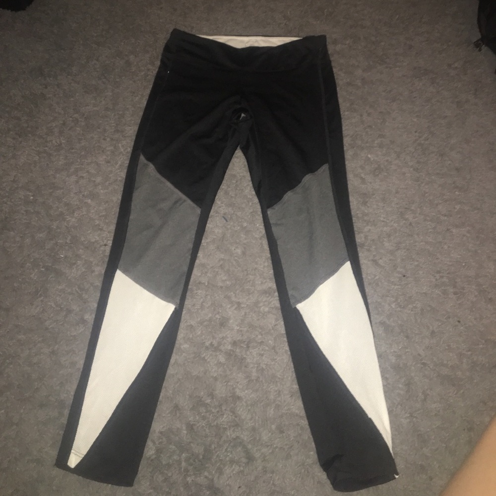 Colorblock workout leggings
