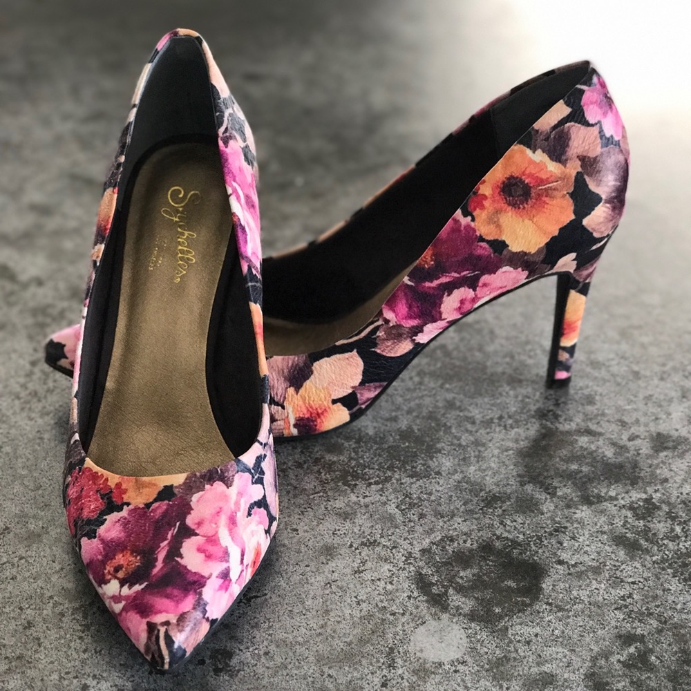 Seychelles Size 7 Floral Heels