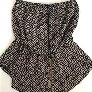 Cute strapless top with charms