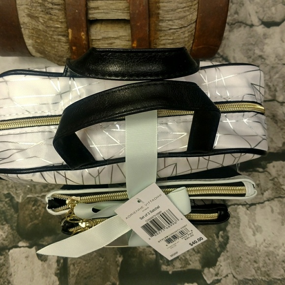 LAST ONE!! NWT Makeup Bag 3 Piece Set White/Black - Picture 3 of 4