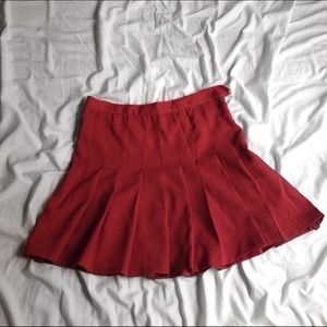 deep red pleated shirt 🃏 never worn