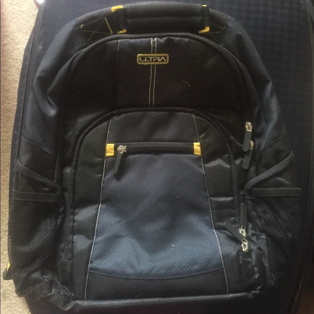 Laptop backpack