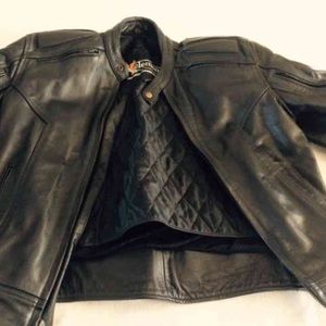 Motorcycle jacket