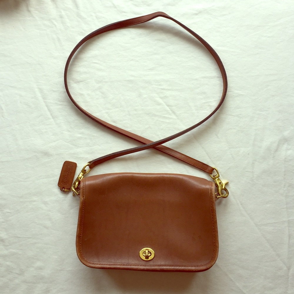 Coach Classic Leather Shoulder Bag