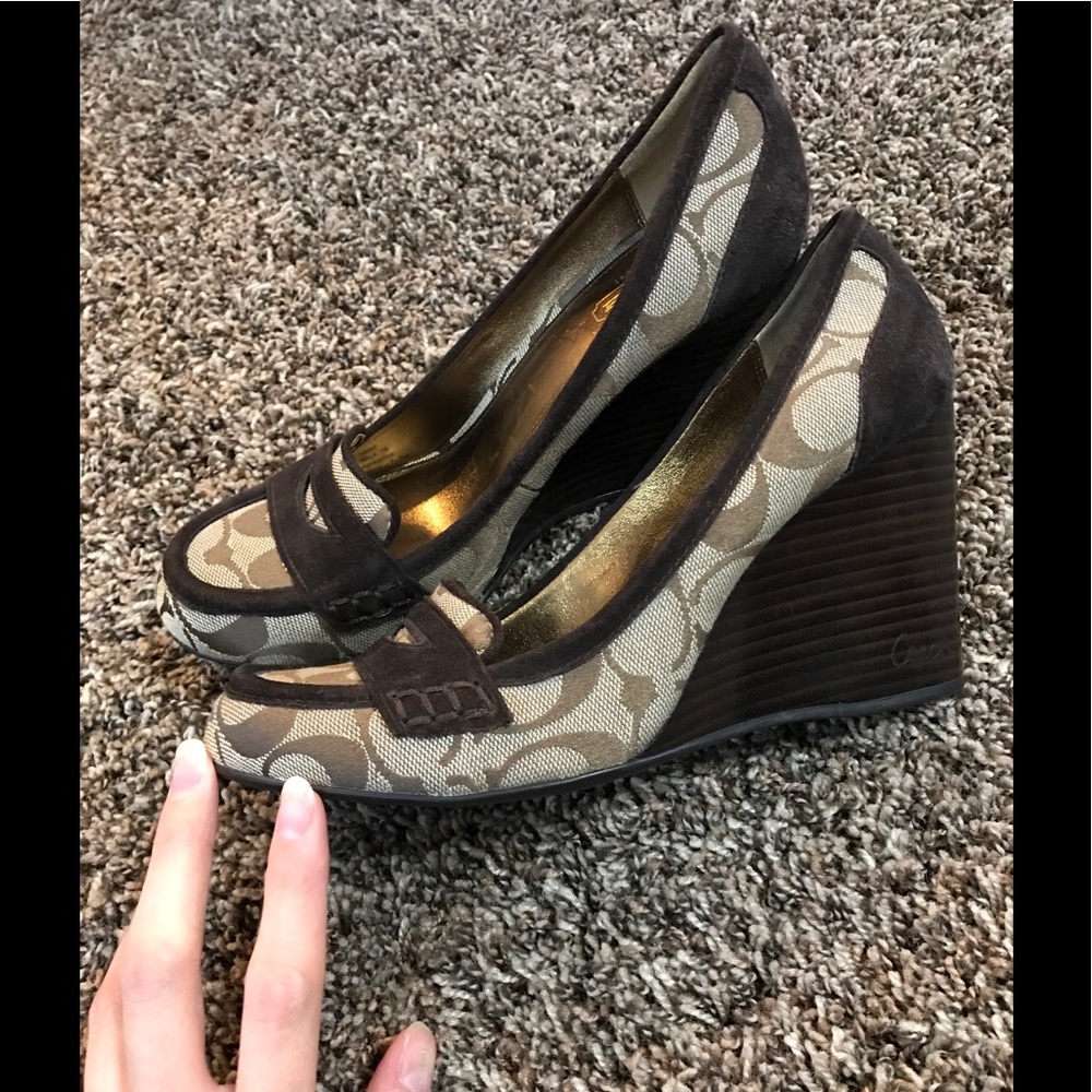 🎉SALE🎉Coach wedge Heels