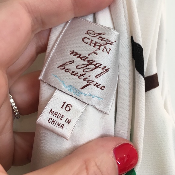 Suzi Chin fully lined sleeveless dress. - Picture 3 of 4