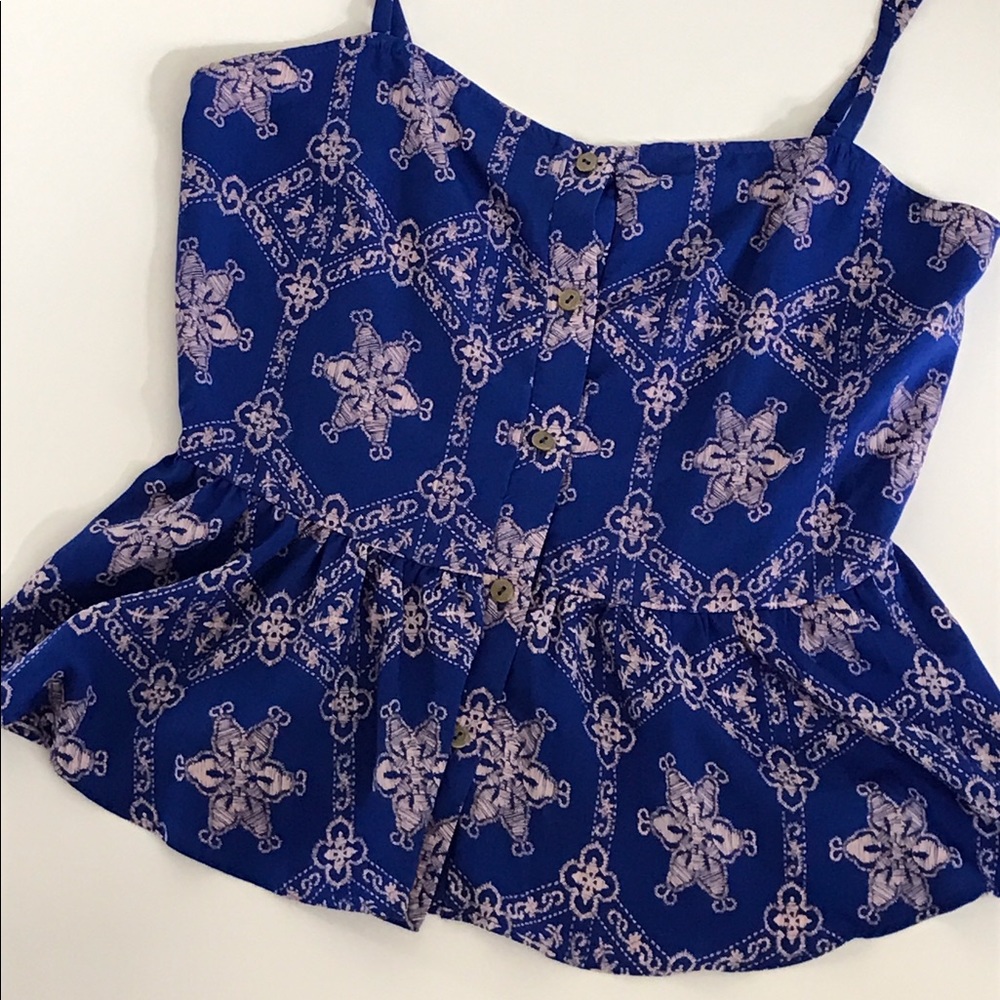 Spaghetti blue strap top with buttons