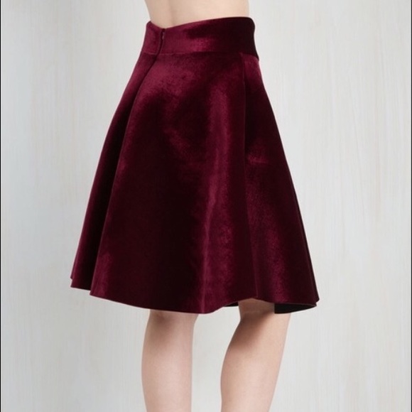 Velvet Plush Full Twirl Skirt - Picture 3 of 5