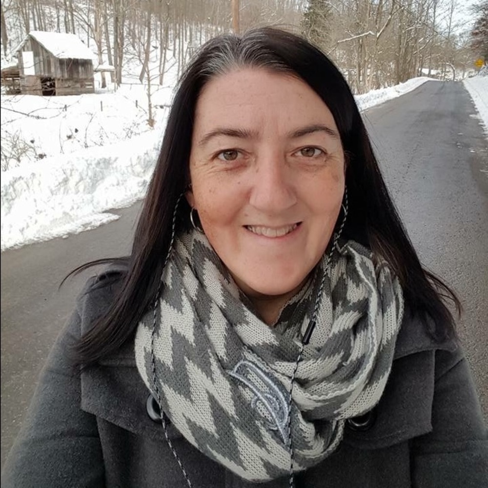 Meet your Posher, Angela
