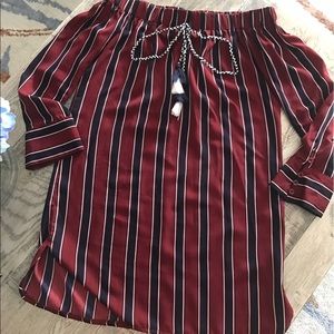 Off shoulder dress shirt