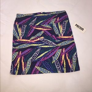 Fun summer skirt, NWT! Tight fitting!