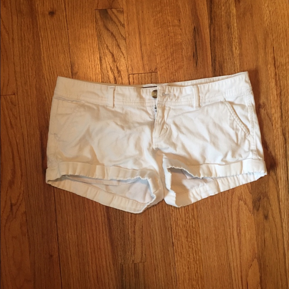 Abercrombie and Fitch white shorts