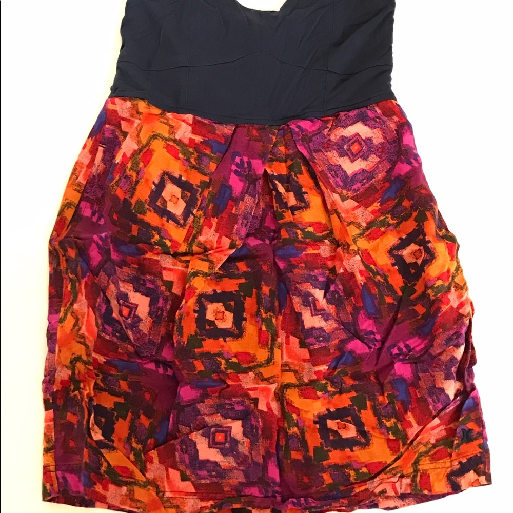 Hurley strapless short dress with pockets