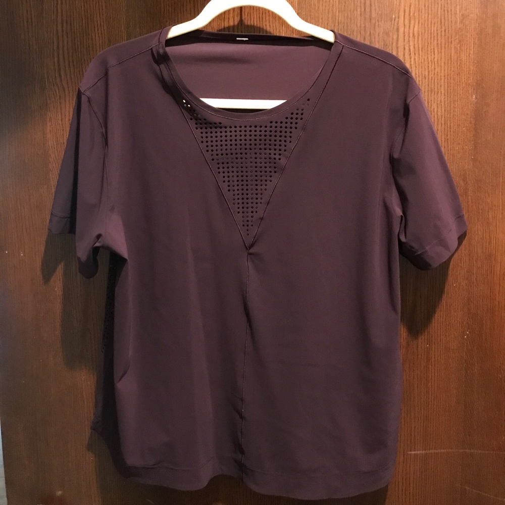 Lululemon top,breaths, gently worn,  air dried