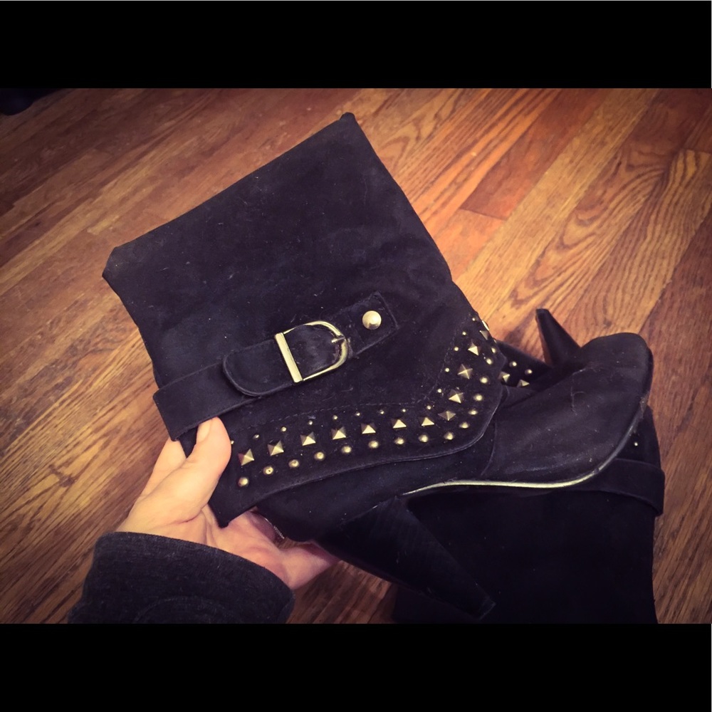 Suede ankle boots w/ buckles and studs