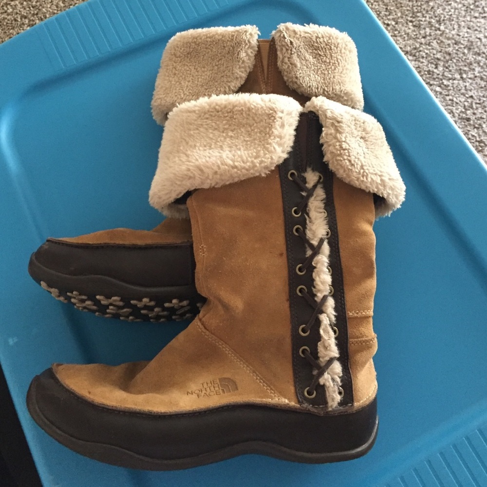 NORTH FACE women's winter boots 7