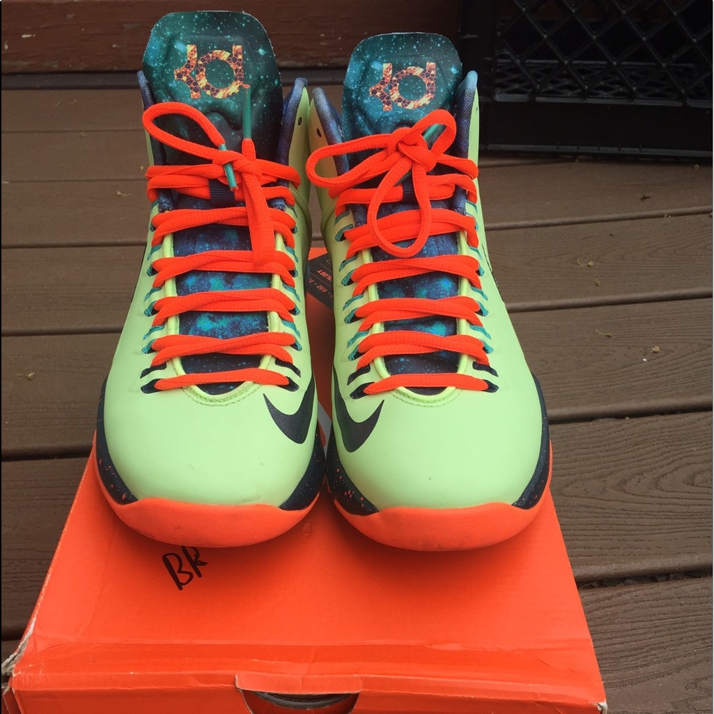 KD V GS Area 72